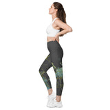 Al Qalea (set in the UAE): Leggings with pockets